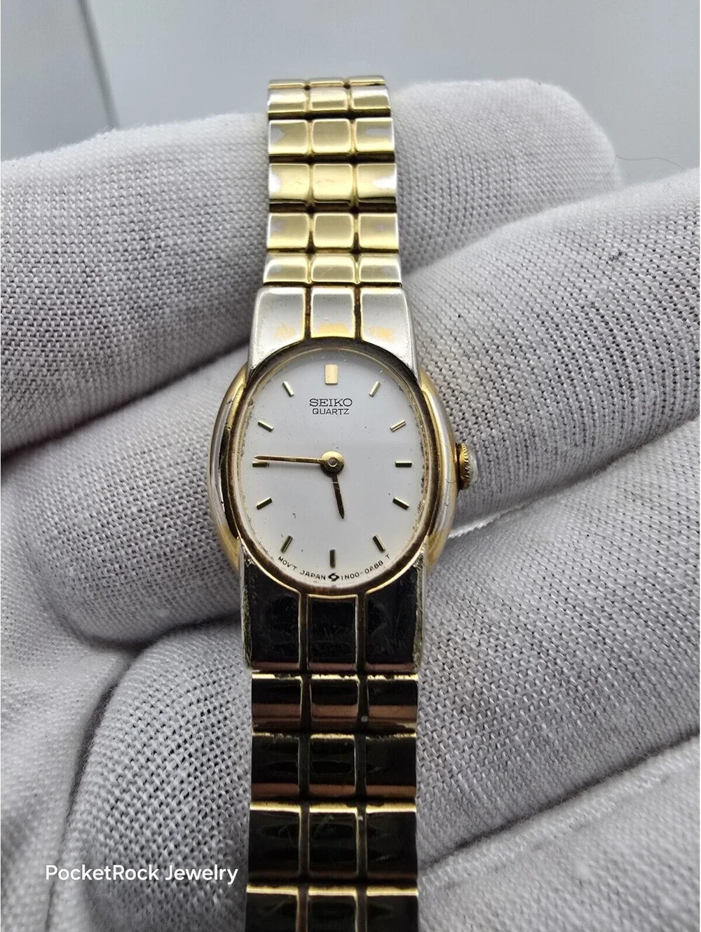 Seiko Quartz Ladies Oval White Dial Two Tone Bracelet Dress Watch 1N00-0A68